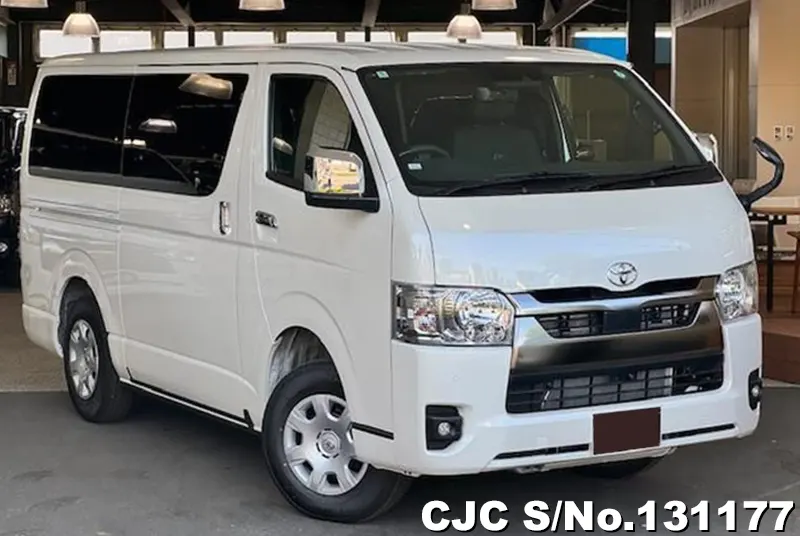 Toyota / Hiace 2025
